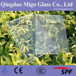 Vidrio fotovoltaico con patrón de hierro bajo