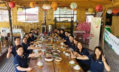 MIGO GLASS celebra el Dragon Boat Festival con un tradicional evento de creac...