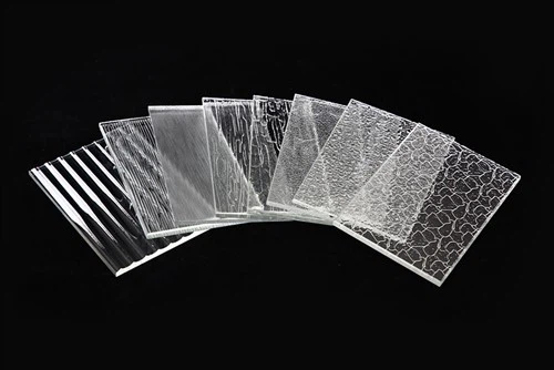 Vidrio templado estampado