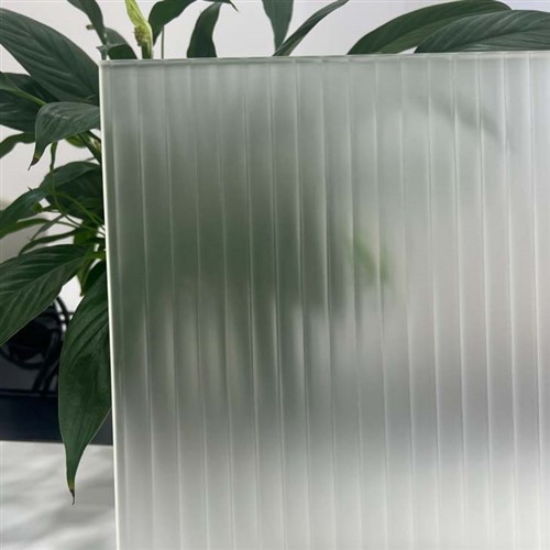 Ducha de vidrio decorativo satinado de 8 mm